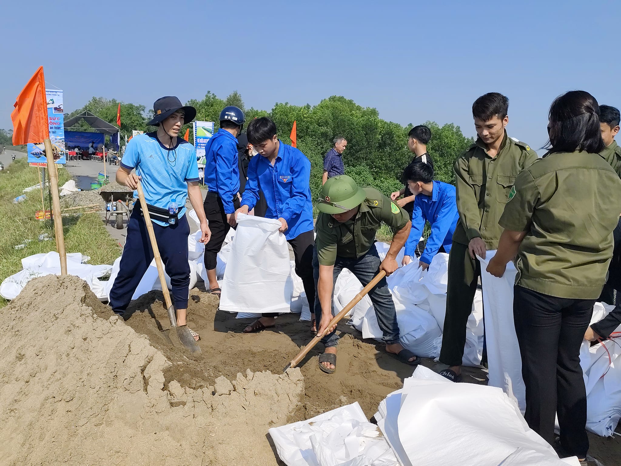 Xã Sen Phương phối hợp triển khai diễn tập phòng, chống và giảm nhẹ thiên tai tại cộng đồng năm 2024